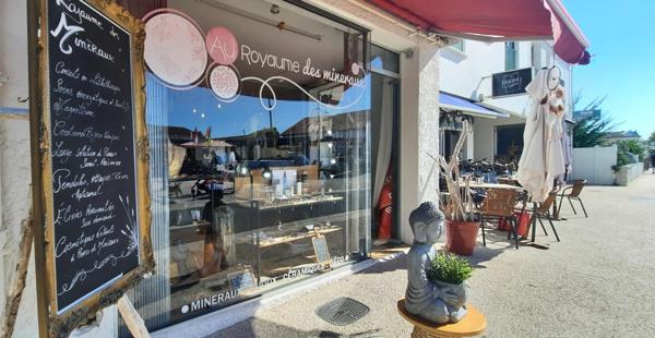 Dpt Charente Maritime - LA COTINIERE à vendre COMMERCE DE DETAIL Pierres & Minéraux