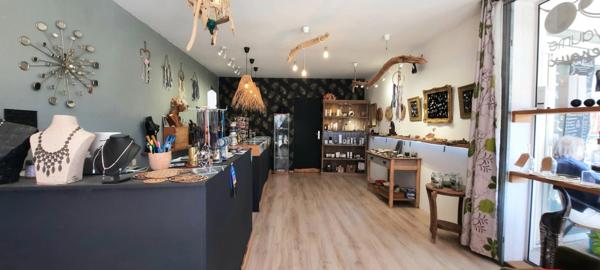 Dpt Charente Maritime - LA COTINIERE à vendre COMMERCE DE DETAIL Pierres & Minéraux