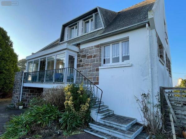 Maison individuelle à vendre à Plougasnou dans le Finistère (29630), ref : LAY   
Terenez
