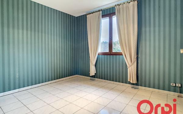 Maison à vendre    5 pièces •  Domérat