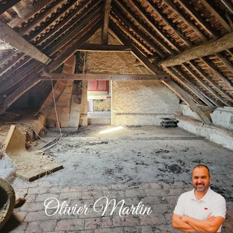 Propriété rare - Maison à rénover avec terrain de 10 hectares environ