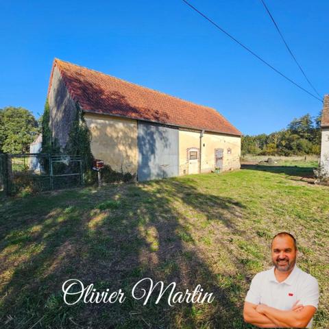 Propriété rare - Maison à rénover avec terrain de 10 hectares environ