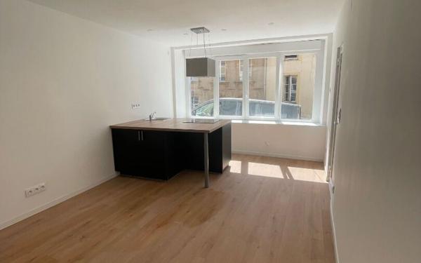 Appartement à louer    1 pièce •  Metz