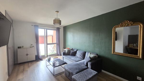 A vendre Montauban (82) centre ville appartement T2 avec stationnement