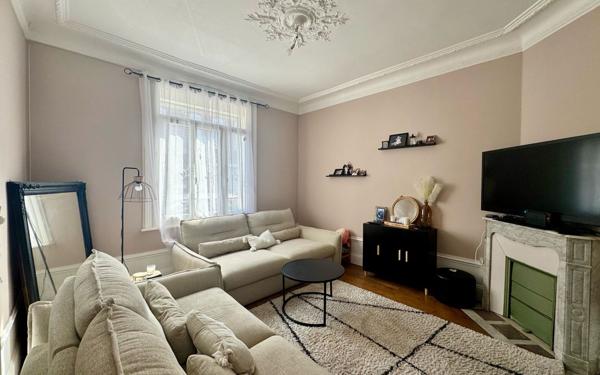 Maison à vendre    5 pièces • 122 m2 Saint-Quentin