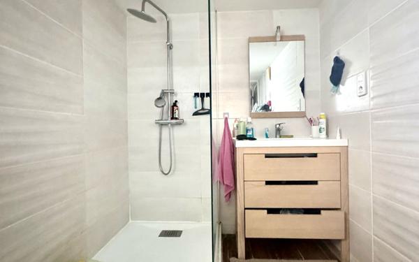 Maison à vendre    5 pièces • 122 m2 Saint-Quentin