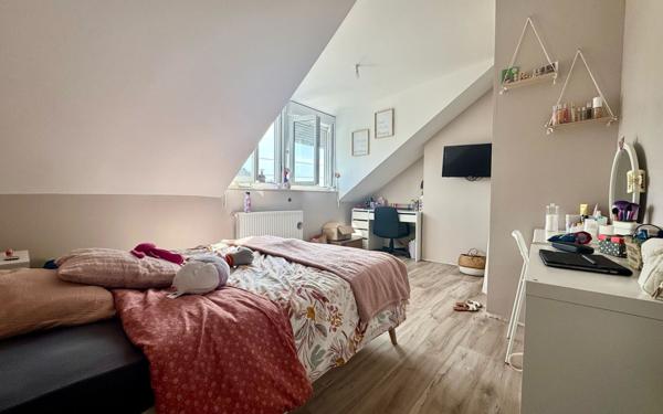 Maison à vendre    5 pièces • 122 m2 Saint-Quentin