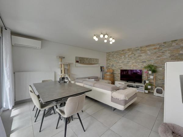 SUPERBE 4 P+C DE 81M2 AU CALME AVEC POSSIBILITÉ DE GARAGE ECHIROLLES MAIRIE