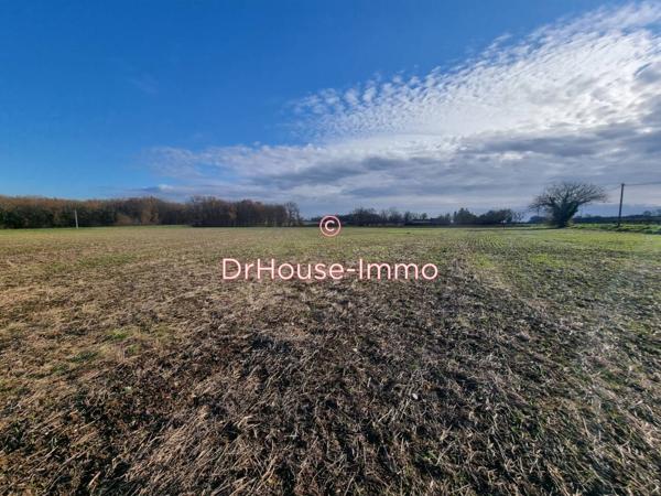 Terrain à vendre de 1 400 m²