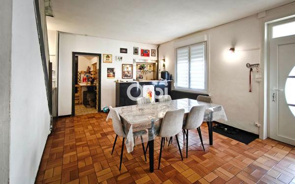 Maison à vendre    4 pièces •  Hautmont