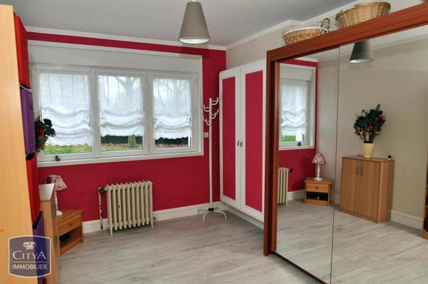 Appartement à louer 4 pièces 82.7m² Maubeuge (59600)