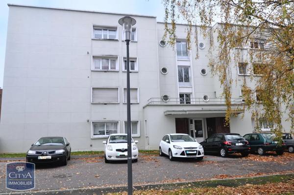 Appartement à louer 4 pièces 82.7m² Maubeuge (59600)
