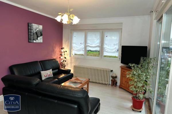 Appartement à louer 4 pièces 82.7m² Maubeuge (59600)