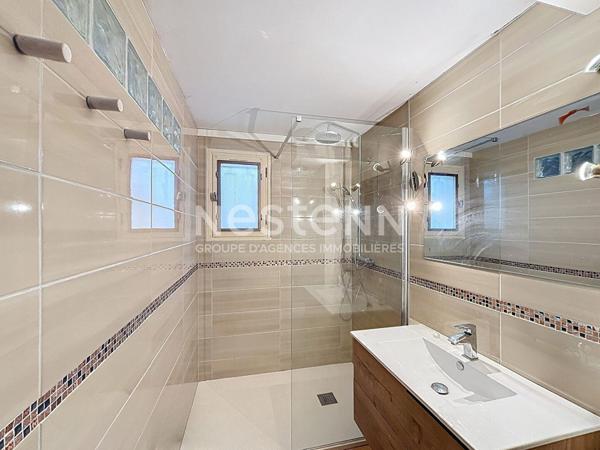 Ensemble immobilier composé de 3 appartements à Auch proche commodité