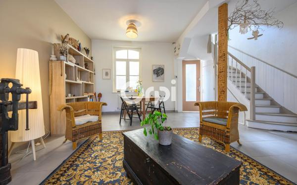 Maison à vendre    5 pièces •  Armentières