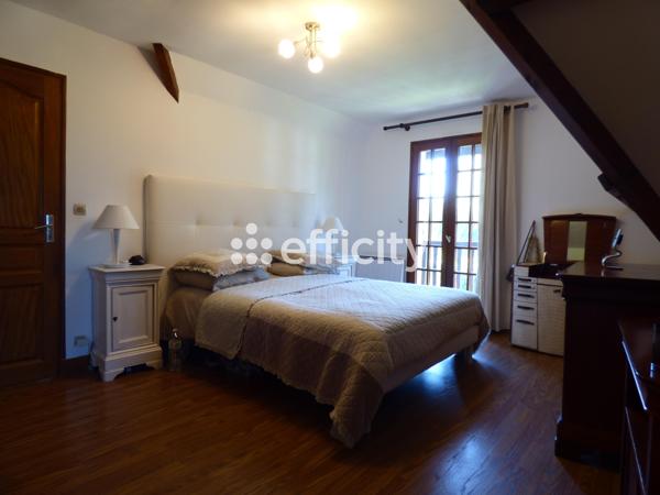 Maison 1 pièce - 175 m²