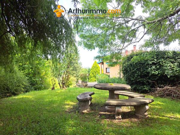 Vente                                                      Maison
                        
                     6 pièces                      168 m2                     à Saint-Girons