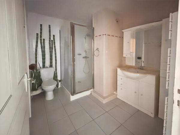 ✨ 126 m² au dernier étage – Un appartement à réinventer selon vos envies
