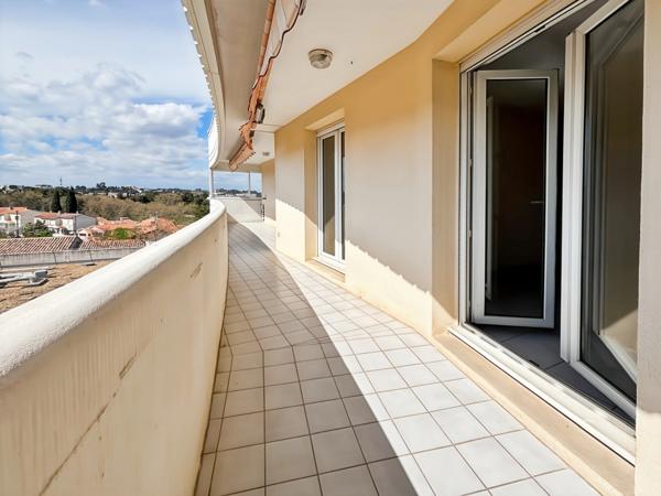✨ 126 m² au dernier étage – Un appartement à réinventer selon vos envies