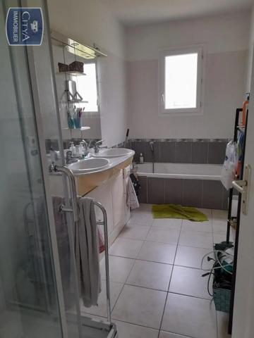 Maison à louer 5 pièces 99.86m² Mazères (09270)