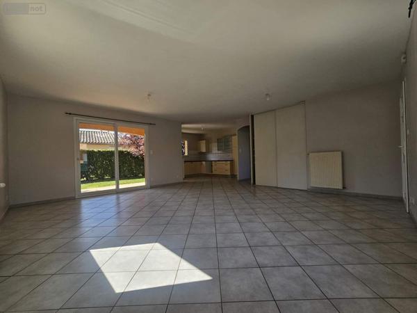 Maison à louer à Feillens dans l'Ain (01570), ref : 008/2380