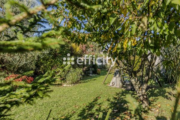 Maison 6 pièces - 140 m² Exclusivité efficity