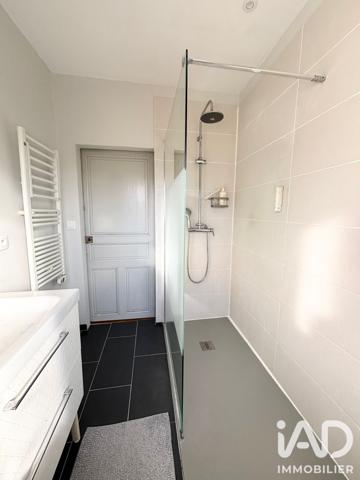 Maison à vendre 9 pièces 215 m² Beaufort-en-Anjou