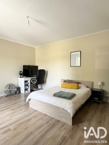 Maison à vendre 9 pièces 215 m² Beaufort-en-Anjou