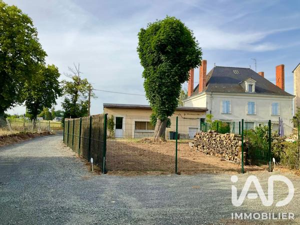 Maison à vendre 9 pièces 215 m² Beaufort-en-Anjou