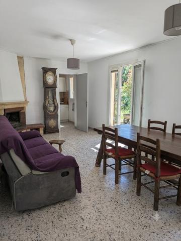 Maison de plain-pied jardin 1600m2 environ