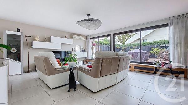 Appartement F5 à vendre  5 pièces - 104,16 m2 CHAMPS SUR MARNE - 77