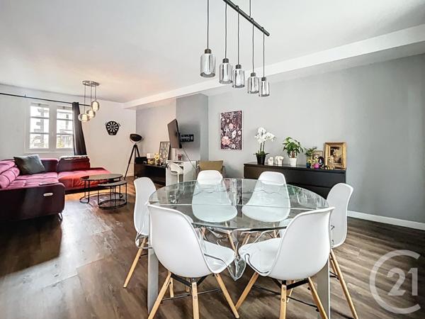 Appartement F3 à vendre  4 pièces - 85,39 m2 RIOM - 63