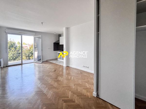 Sartrouville - La Vaudoire - Appartement 3 pièces 59.75 m² avec terrasse et parking 388 500 € **  - Référence  9511