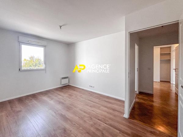 Sartrouville - La Vaudoire - Appartement 3 pièces 59.75 m² avec terrasse et parking 388 500 € **  - Référence  9511