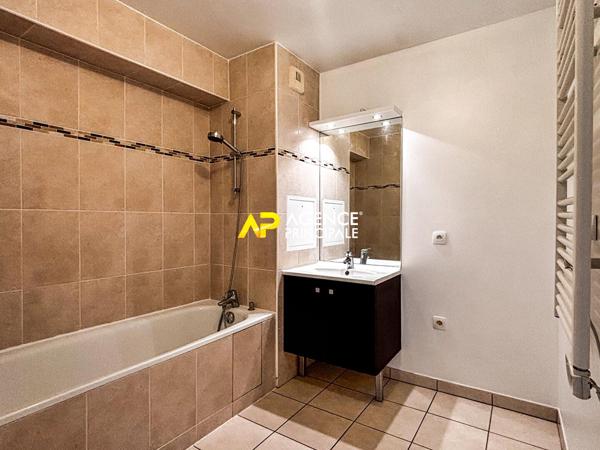 Sartrouville - La Vaudoire - Appartement 3 pièces 59.75 m² avec terrasse et parking 388 500 € **  - Référence  9511