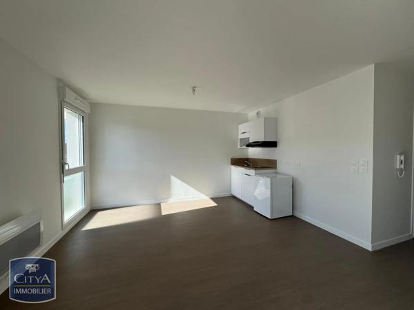 Appartement à louer 1 pièce 33.91m² Luisant (28600)