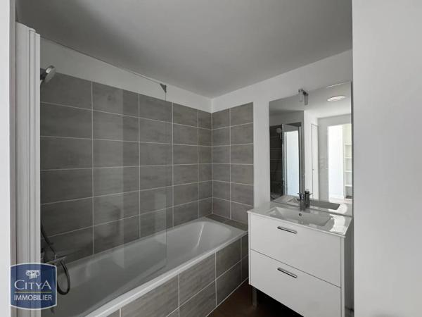 Appartement à louer 1 pièce 33.91m² Luisant (28600)