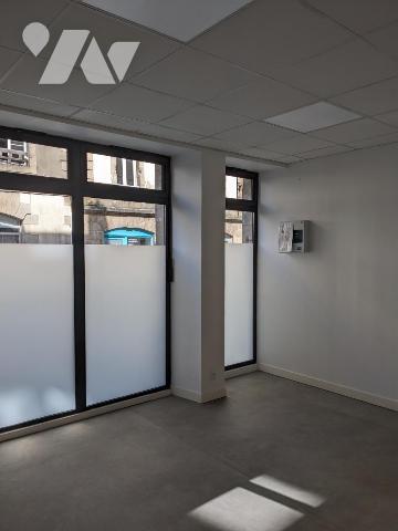Local à usage de bureaux en centre ville