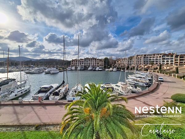 Appartement refait à neuf de type 1 d'environ 33 m² aux Marines de Cogolin à l'exposition sud et vue mer !