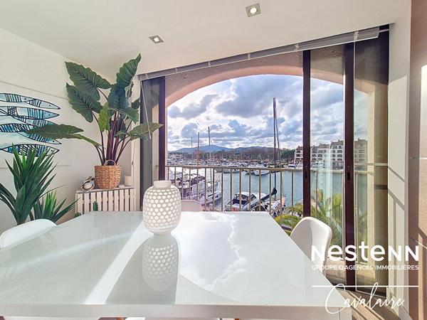 Appartement refait à neuf de type 1 d'environ 33 m² aux Marines de Cogolin à l'exposition sud et vue mer !