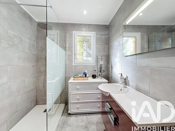 Maison à vendre 5 pièces 115 m² Ollioules