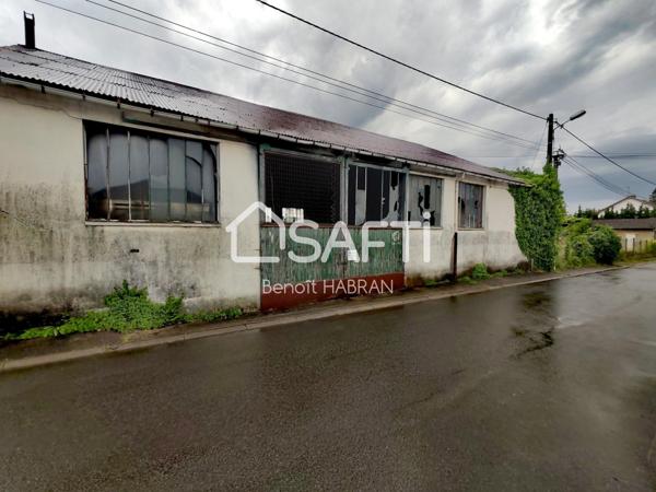 Hangar de 275M2  terrain constructible de 2800M2