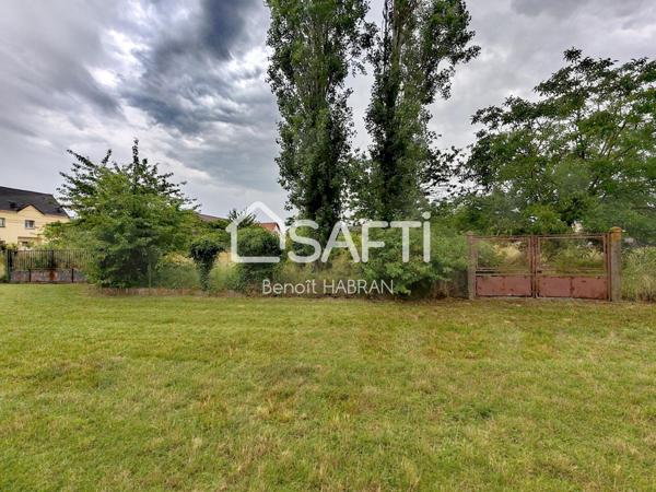 Hangar de 275M2  terrain constructible de 2800M2