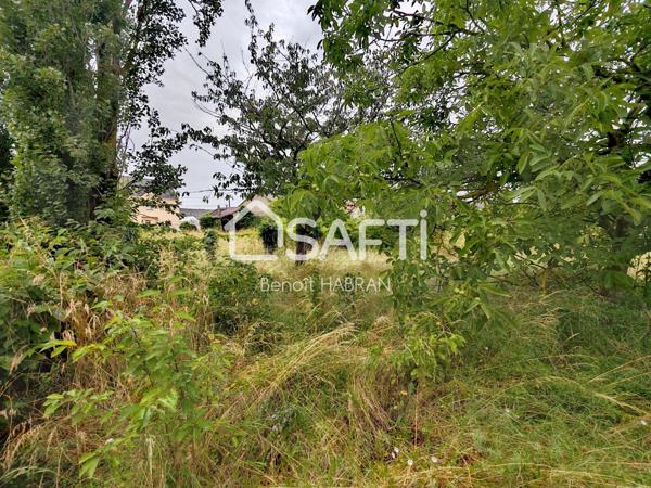 Hangar de 275M2  terrain constructible de 2800M2