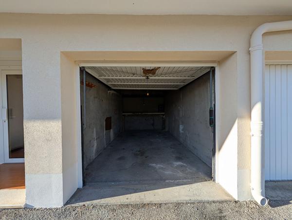 À VENDRE EN EXCLUSIVITÉ DRAGUIGNAN Appartement 3 pièces avec balcons, cave et parking