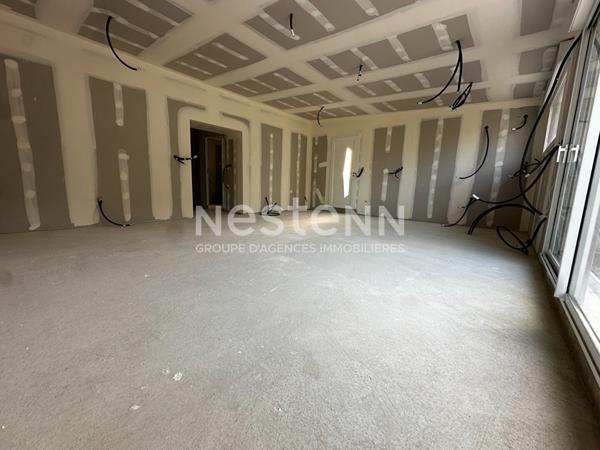 Maison de ville Hors d'eau / Hors d'air à finir d'aménager au coeur de Cérans-Foulletourte !