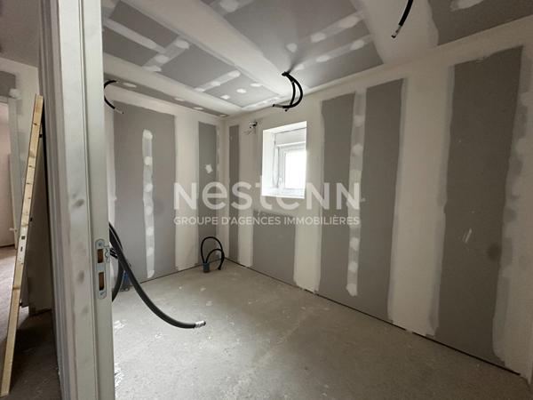 Maison de ville Hors d'eau / Hors d'air à finir d'aménager au coeur de Cérans-Foulletourte !