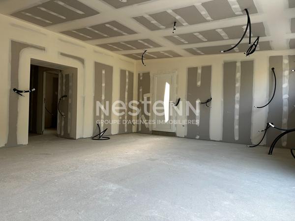 Maison de ville Hors d'eau / Hors d'air à finir d'aménager au coeur de Cérans-Foulletourte !