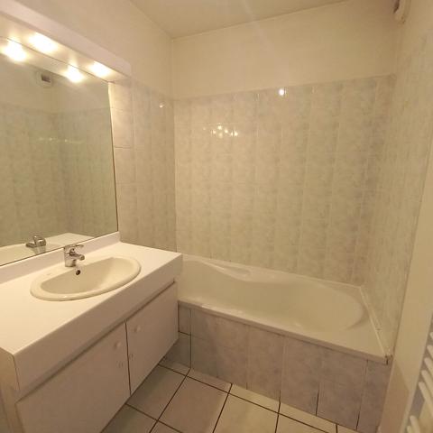 Appartement VILLEURBANNE 59.7 m²