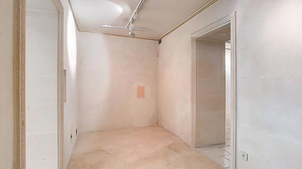 A vendre murs commerciaux de 105 m² à Carpentras